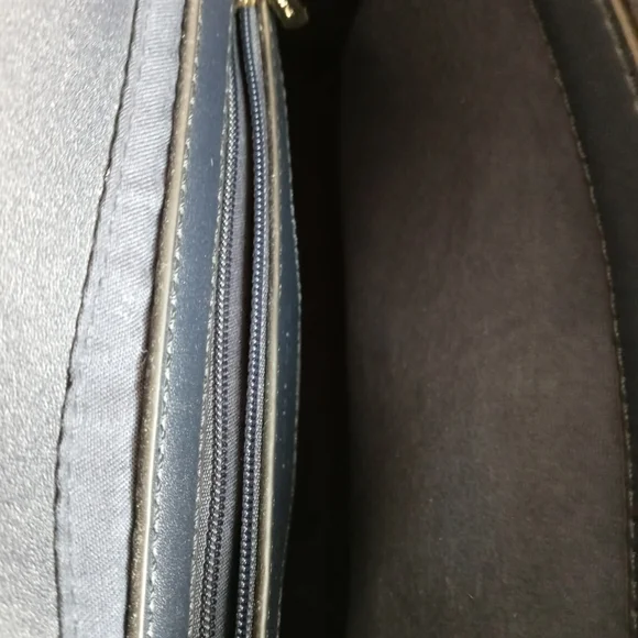 Navy Three Pocket Faux Leather Crossbody Purse - Picture 7 of 11